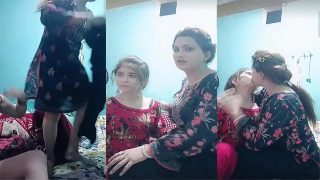 Horny Mom & Teen Sister Lesbian Porn – Indian Lesbian Porn